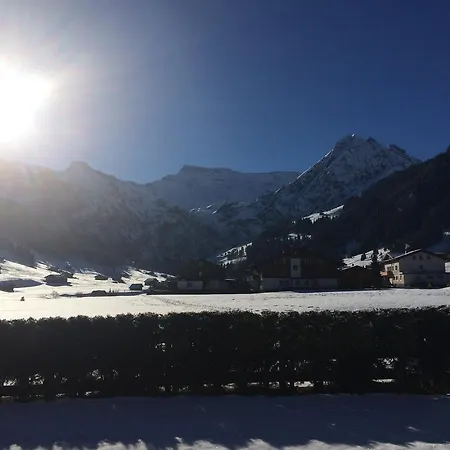 アパート Aloa アデルボーデン